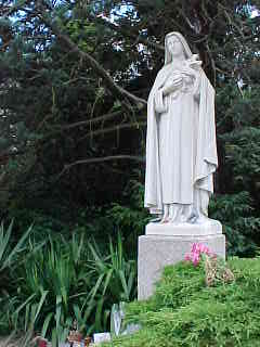 Fcath-11.jpg (11906 bytes)