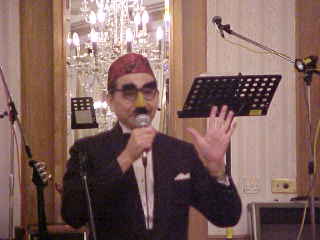 gala-1.jpg (9607 bytes)