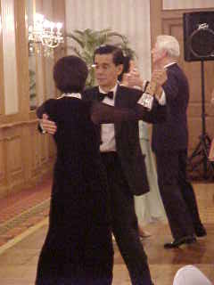 gala-6.jpg (8145 bytes)